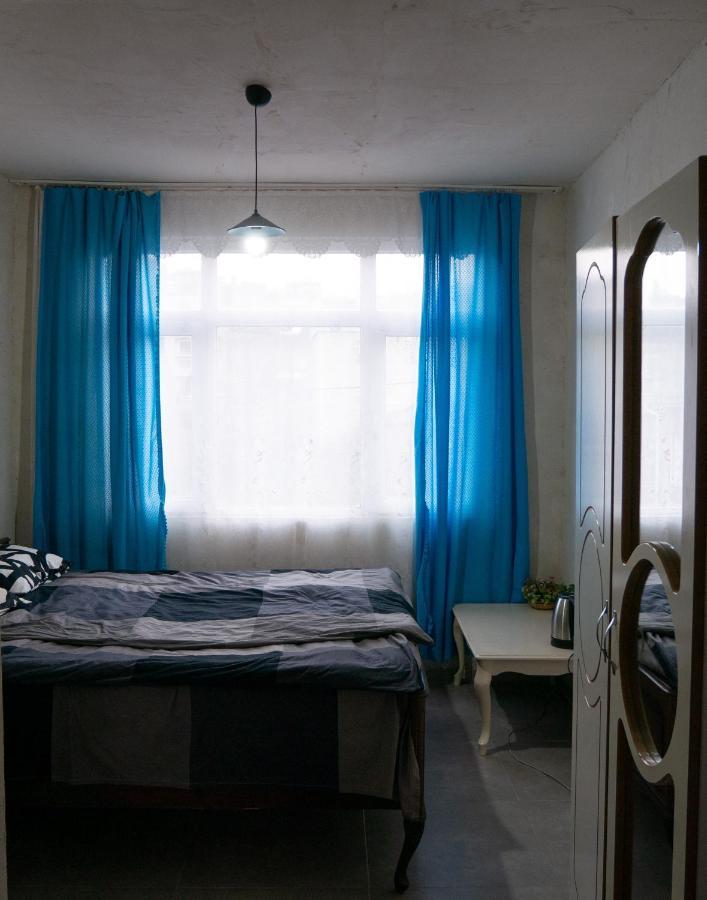 Hotel Rozmarin Нouse Makhinjauri à Batoumi Extérieur photo